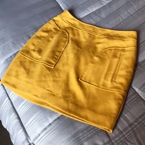 Yellow mini skirt